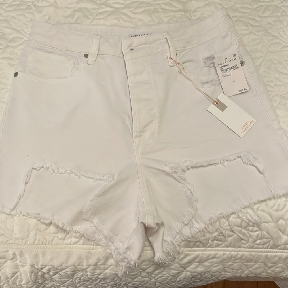 Good American Bombshell Short